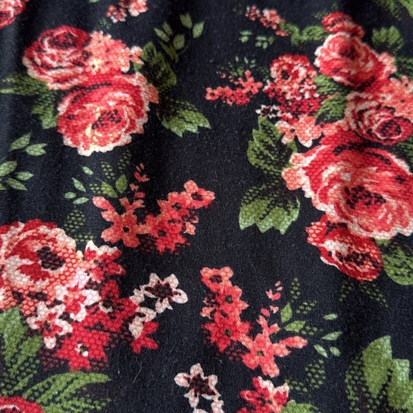 Scobe Floral Black Pencil Skirt size L - Picture 4 of 6